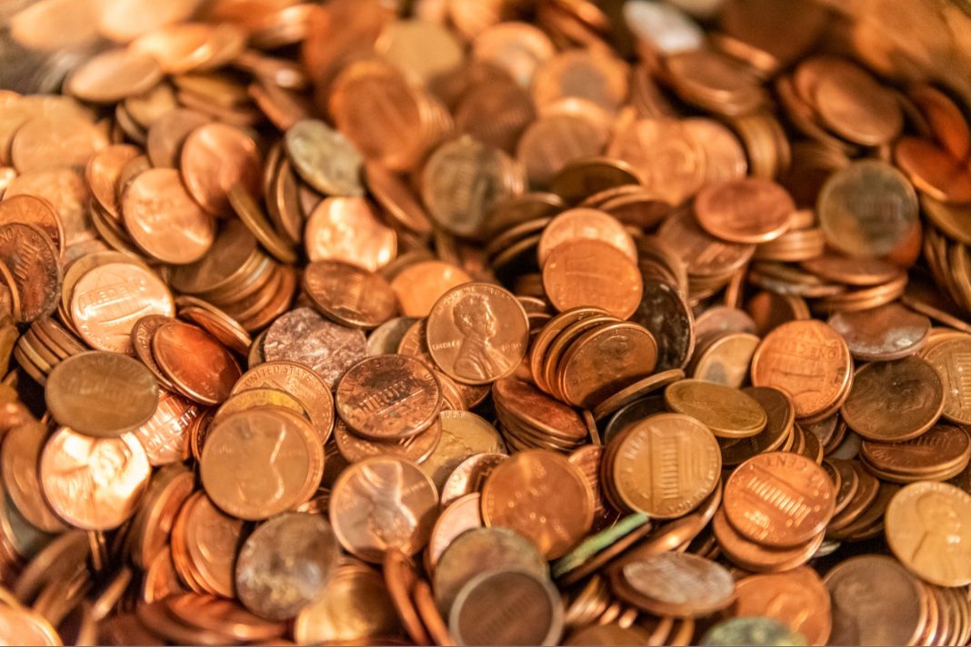 man-ordered-to-pay-4-million-pennies-to-employees-after-being-sued-for-destroying-worker’s-driveway