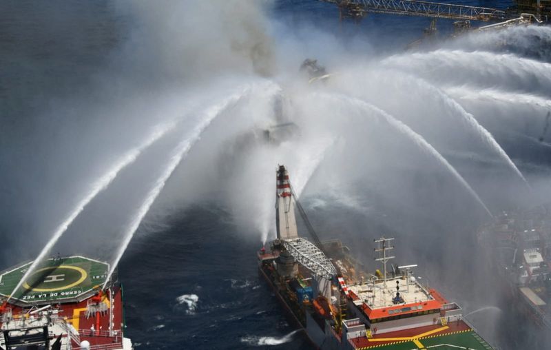 mexican-pemex-estimates-platform-fire-shut-in-700,000-barrels-of-oil