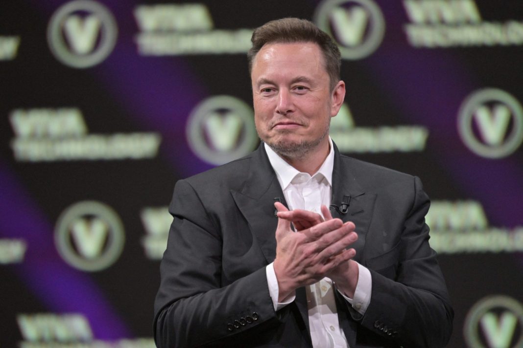 elon-musk-and-tesla-are-poised-to-benefit-from-a-‘highly-likely’-uaw-strike-against-detroit’s-big-3