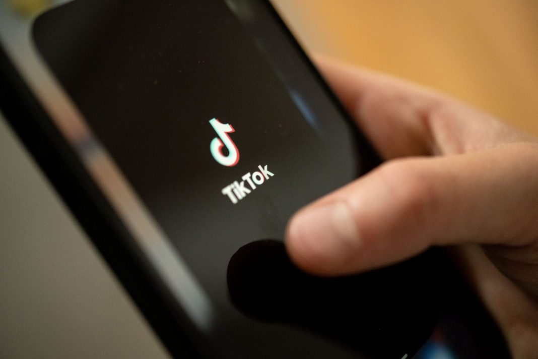 tiktok-fired-black-workers-for-speaking-out-about-racism-that-included-lower-pay-and-being-called-a-‘black-snake’,-civil-rights-complaint-alleges